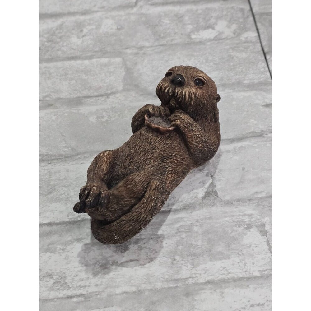 Vintage 1985 Stone Critters Otter Clam Shell‎ 5" Ceramic Figurine SC-081